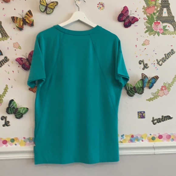 ❣️THE NORTH FACE❣️Standard fit flash dry workout tops🌺🌺❣️❤️❤️🌸💖 - Picture 9 of 10